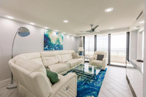2 BR Condo by the Beach - Splendid Ocean View